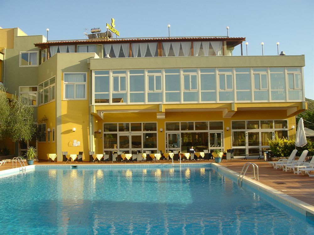 Club Malaspina Bosa Kültér fotó